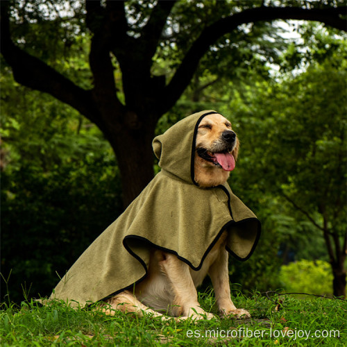 Albornoz de microfibra suave para perros